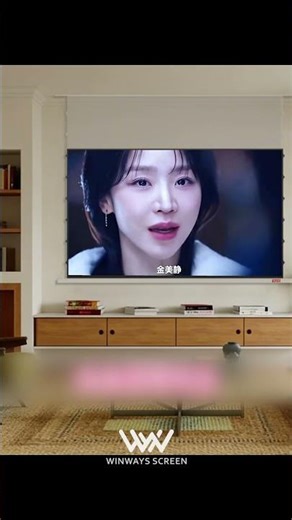 Can you really watch a projector during the day? ☀️