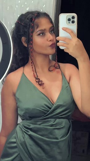 Stylish Selfie Tips with Sugar Lips