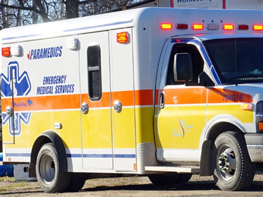 Community paramedic program expands in Manitoba, bringing care closer to rural communities