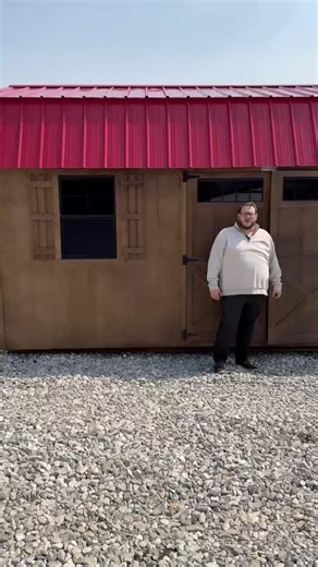 🚨 JUST HIT THE LOT! 🚨 12x20 Classic Barn – Amish Built by Backyard & Beyond Need extra storage, a workshop, or a place for your next big project? This 12x20 Classic Barn is the perfect solution! 💪 ✨ Features: • Two spacious lofts for extra storage • 72