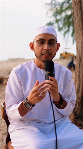 Sambil tunggu azan Maghrib untuk Ramadan ke-8 nanti, jom kita tadah tangan sekejap. Mintalah apa saja dengan penuh harap, moga Allah makbulkan doa-doa kita. Semoga amalan kita hari ini diterima-Nya. Selamat berbuka semua! UstazLah 🌹 #ustazlahofficial #doaramadan #ramadan #doa #fyp | UstazlahOfficial