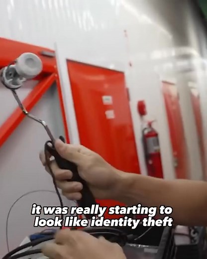 3.2K views · 32 reactions | 1v1 Storage Unit Auction Challenge pt1 | Officialduckstudios | Facebook