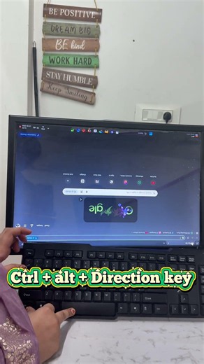 How to Fix an Upside-Down Screen on a Laptop or Computer #fixitnow #computer #window #screen
