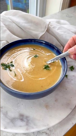 Gut Healing Roasted Acorn Squash Soup with Bone Broth Recipe🍲