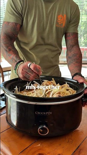 Easy slow cooker pork chops #easyrecipes #dinnerideas #porkchops #porkchoprecipes #howto