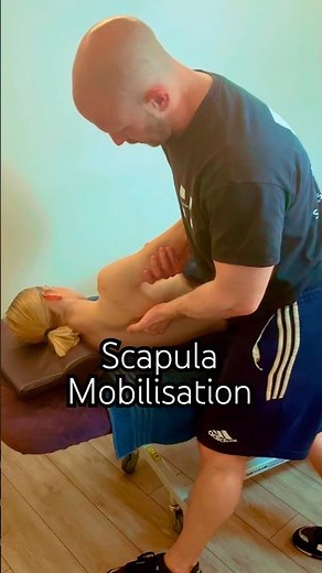 How to mobilise the scapula - scapula mobilisation in the side-lying position