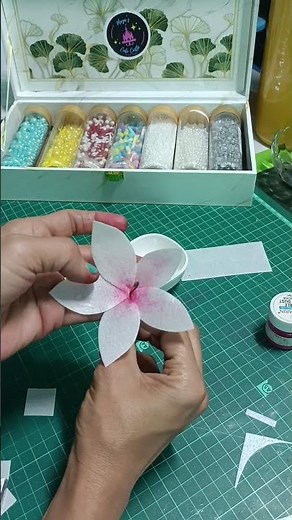 Edible Flower Tutorial - Wafer paper #reels #baker