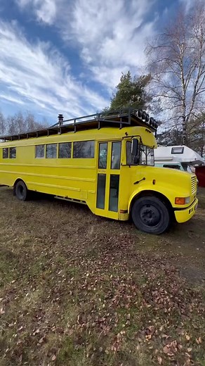 269K views · 10K reactions | #diytinyhome #diytinyhouse #tinyhouse #skoolie #skoolieconversion #skoolienation #tinyhome #tinyliving #tinyhomes #diyprojects #diyhome #buslife #tinyhomemovement #tinyhousedesign #diyskoolie #busconversion #diy #tinyhomebuild #nomadlife #skooliebuild #tinyhousemovement #tinyhouseonwheels #vanlifesociety #schoolbusconversion #vanlifeideas #vanlifemovement #rvliving #vanlifeexplorers #vanlifeproject #vanlifecommunity | Valeria Woodward | Facebook