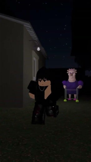 Grumpy Gran Almost Caught Me! Roblox Scary Obby 😱 #shorts