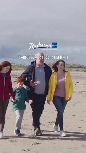 Getaway on a Beach Day this Summer. The beautiful beach at Mullaghmore is located on the North West coast of Sligo and is very popular during summer! The protected bay makes it a nice place to head for a swim, stroll or even a surf. With so much to see and so in Sligo in Summer, book your stay at https://bit.ly/44e1hbB | Radisson Blu Hotel & Spa, Sligo