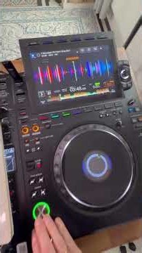 Hot Cues vs Memory Points for Beginner DJs 🔥🔥🔥 #shorts