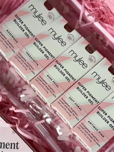 💖 GIVEAWAY TIME 💖 Win our full collection of Super Pigment Builder Gels ✨ PLUS the Mylee Clear 5-in-1 Builder Gel, the perfect base for these gorgeous shades 💅 All packed inside a Mylee Beauty Bag To enter: 💬 Comment below with the Mylee colour you’d love to see turned into a Super Pigment Builder Gel 🎉 One lucky winner will be chosen at random! ⏰ Entries close 16th February 2026 🇬🇧 Must be UK-based ✨ GOOD LUCK! ✨ #Mylee #hemafreebuildergel #superpigmentbuildergel #buildergel #tpofreegelp