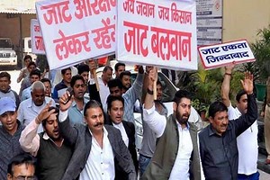 Deadlock between protesting Jats and Haryana government continues
