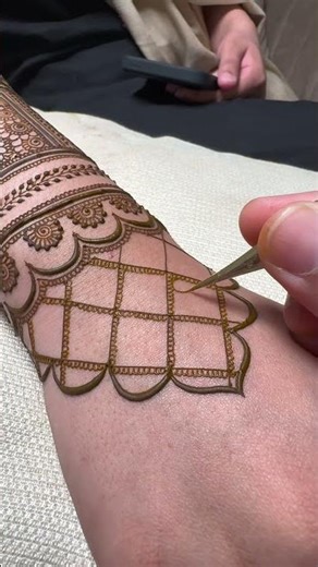 new bridal henna designs latest #henna #hennadesign #mehndi #hennamehndidesign