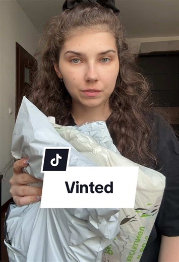 Vinted unbox haul: secondhand fashion try-on and review