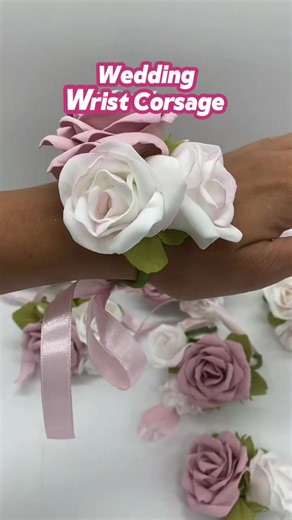 Wrist Corsage Ideas for Bridesmaids at Your Wedding