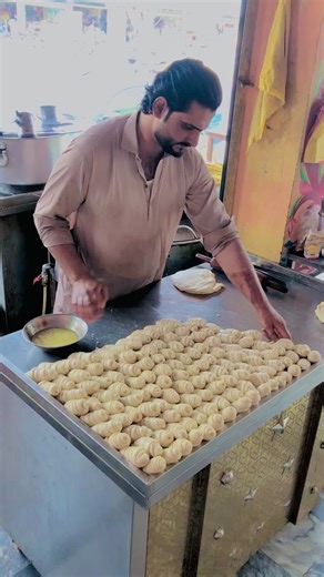 Mastering Dough: Making Perfect Pastry in a Commercial Kitchen