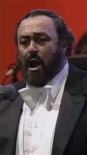 #LaTraviata #Verdi #LucianoPavarotti #OperaLegend #BelCanto #ClassicalOpera #OperaticArt #Timeless