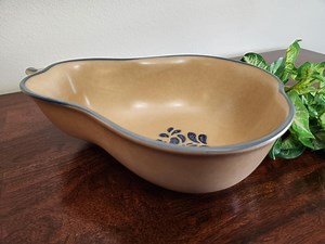 Vintage Pfaltzgraff Folk Art Pear-shaped Stoneware Serving Bowl - Etsy
