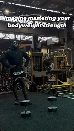 Handstand pushups into a backflip. This is what mastering your body looks like. No gym machines. No excuses. Just real control, real strength. DM “BODYWEIGHT” to train with me. #Calisthenics #BodyweightTraining #HandstandPushups #Backflip #NoLimitMelly #AthleteBuilt #CalisthenicsCoach #ControlYourBody #FunctionalStrength #TikTokFitness #ViralFitness