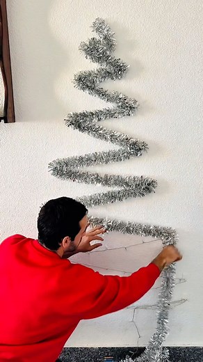 The fastest Christmas tree to assemble 🤩 easy trick | Alex P