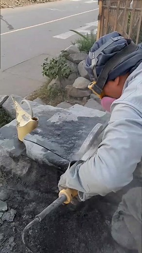 Handcrafted Stone Grinding Bowl Sculpture Process | #Batan de Piedra Artisanal Creation