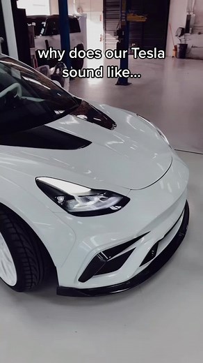 Tesla Model 3 Hilariously Mimics Jetsons Car Sound