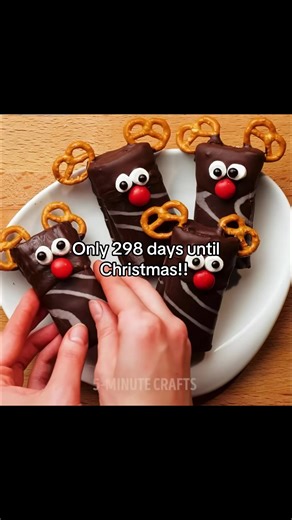 How many days until Christmas? Only 298!! #christmascountdown #viral #christmas #fyp #xmas