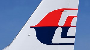 Report: Malaysia plane crashes in Ukraine