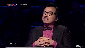 945K views · 10K reactions | Từ logo của CLB Chelsea mà móc được sang câu chuyện con gà cúng ở Việt Nam thì chỉ có thể là Giáo sư Xoay 藍藍藍 ------------ Ai là triệu phú - 20h30 thứ 3 hàng tuần trên VTV3. ------------ Đồng hành cùng VTV3: - Fanpage: https://facebook.com/giaitrivtv3 - Báo điện tử VTV: https://vtv.vn - Xem trực tuyến: https://vtvgo.vn/xem-truc-tuyen-kenh-vtv3-3.html #VTV3 #Ailatrieuphu | VTV3 | Facebook