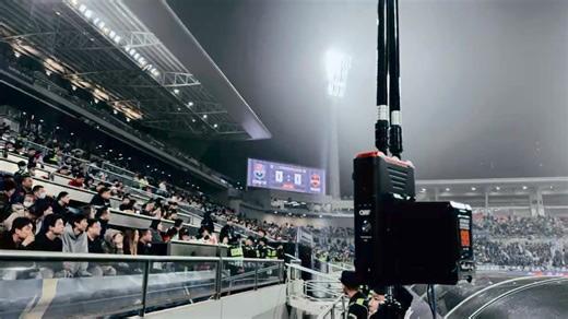 Thunder PRO-Duo features great through wall performance and long distance transmission range up to 1000 meters, and IP65 waterproof design. Very good to apply in the big event broadcasting. Learn more: https://www.cv-hd.com/casesinfo40.html #cvw #broadcast #livestream #throughwall #NLoS | CVW - Crystal Video Wireless | Facebook