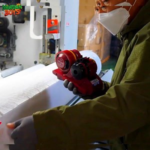 The process of mass producing paper hand towels | Ultra Process