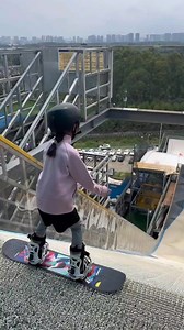 Only 8, but fearless—a #Chinese girl conquers 14m ski jump. #ChinaLife | Embassy of The People's Republic of China in the United States