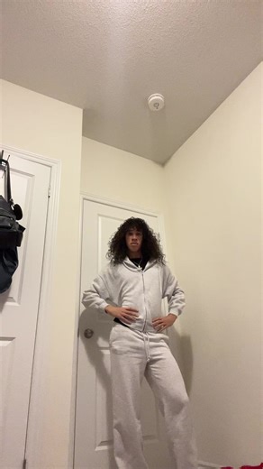 Javon (@jav0n)’s video of eddie munson pose