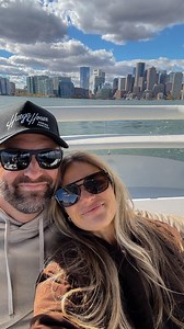 final sail of the season along the Boston harbor⛵️ @bostonelectricboats #boston #bostonharbor #bostonsailing | Dan Chelle