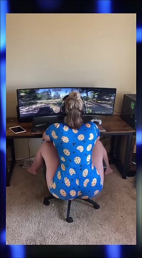 ⚫🟠 Johnny Sins 🟠⚫ (@johnny.sins.reaction.fan)’s videos with original sound - ⚫🟠 Johnny Sins 🟠⚫