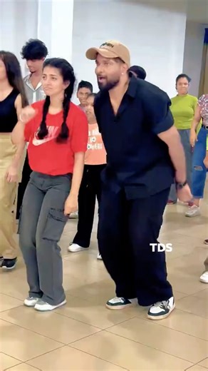 Koththu song එක තමයි Trend එක 🔥🫶🏽 #koththusong #pasindujayasekara #shorts