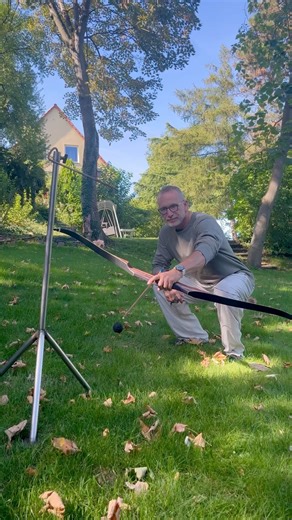 Pick the Walnut! The Ultimate Precision Test in Archery