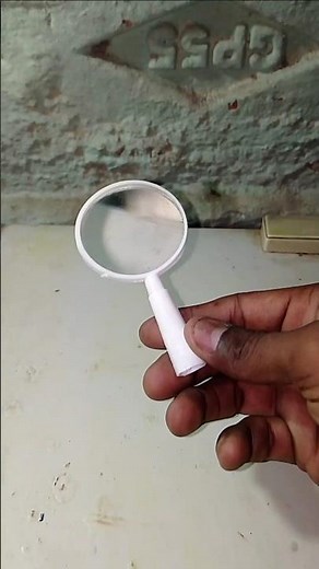 small and big magnifying glas 🔍🔎