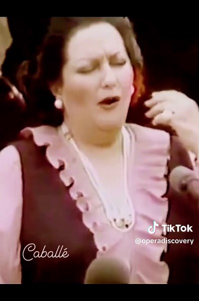 Incredible Pianissimo Performance by a Soprano