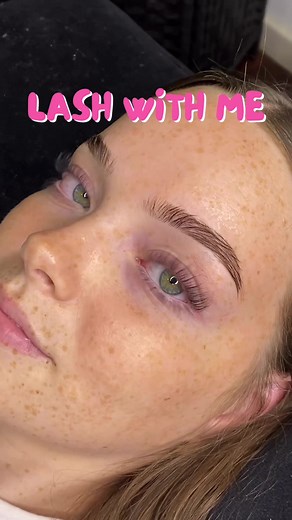 Lash Lift Tutorial: Step-by-Step Guide to Beautiful Lashes