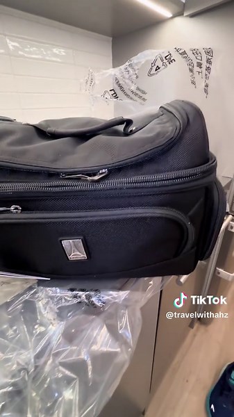 Travel Pro Lunch Bag for Flight Attendants