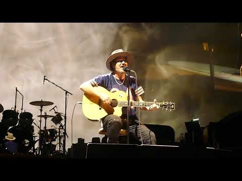 Pearl Jam - HURT - 4K - Live SEATTLE WA @ CLIMATE PLEDGE ARENA 5.30.24