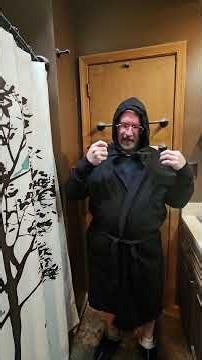 Pockets on a Robe? Yes Please #duderobe #genius