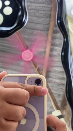 iPhone 11 vs iPhone SE: A Fun Comparison