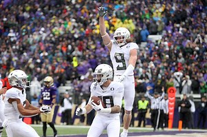 Rewinding Oregon Ducks’ comeback victory at Washington Huskies: Live updates recap, highlights, score, stats