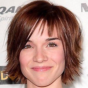 Renee Felice Smith Boyfriend 2026: Dating History & Exes - CelebsCouples