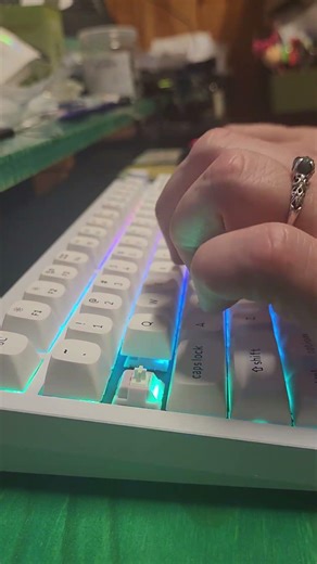 Keychron Q1 with Keygeek Keylins