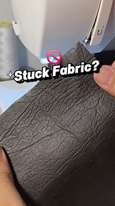 If your sewing machine struggles to move over vinyl, leather, or velvet, it's not you—it's friction! 😮 #sewing #sewingtips #sewingmachine | Cosiendo en casa