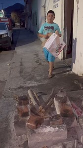 3.7M views · 139K reactions | Frito de cuche #viral #viral #viralparaty #reels #foryoupage #viralparatiiiiii #viralparatodos #foryoupage #comida #carnitas #puerco #recetas #comiendo #reelsfacebook ##parattiiiiiiiiiiiiiii #viralvideos #viralparaelmundo | Efy Garcia | Facebook